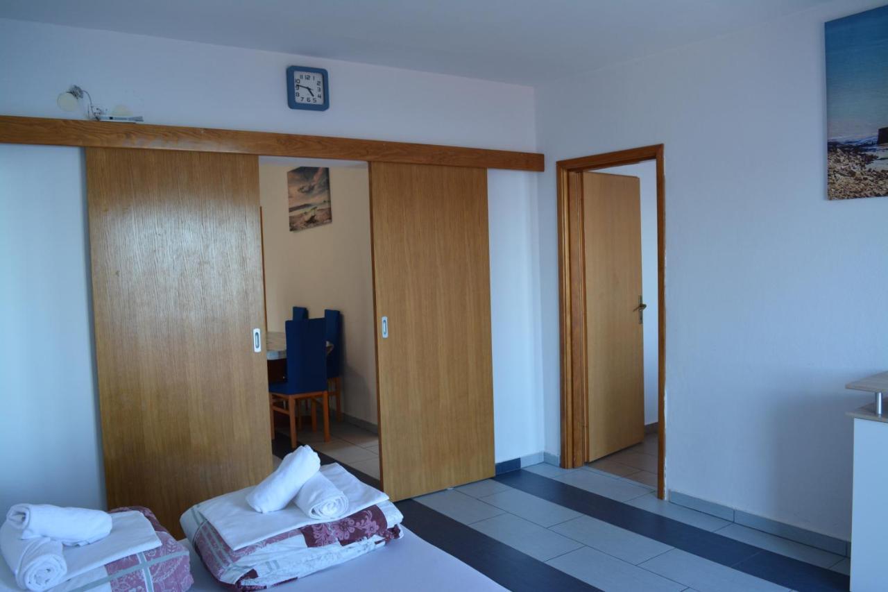 Apartments & Room Madi Senj  Exterior foto