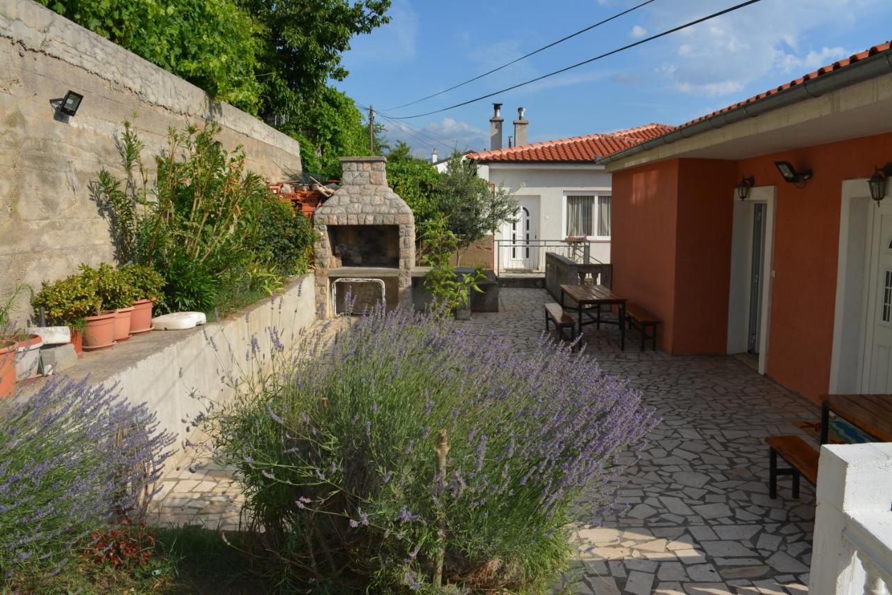 Apartments & Room Madi Senj  Exterior foto